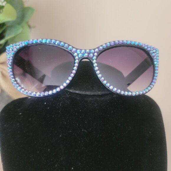 KIRKS FOLLY - Sunglasses. Brand New. Ohhhh so sparkly! - Picture 2 of 6